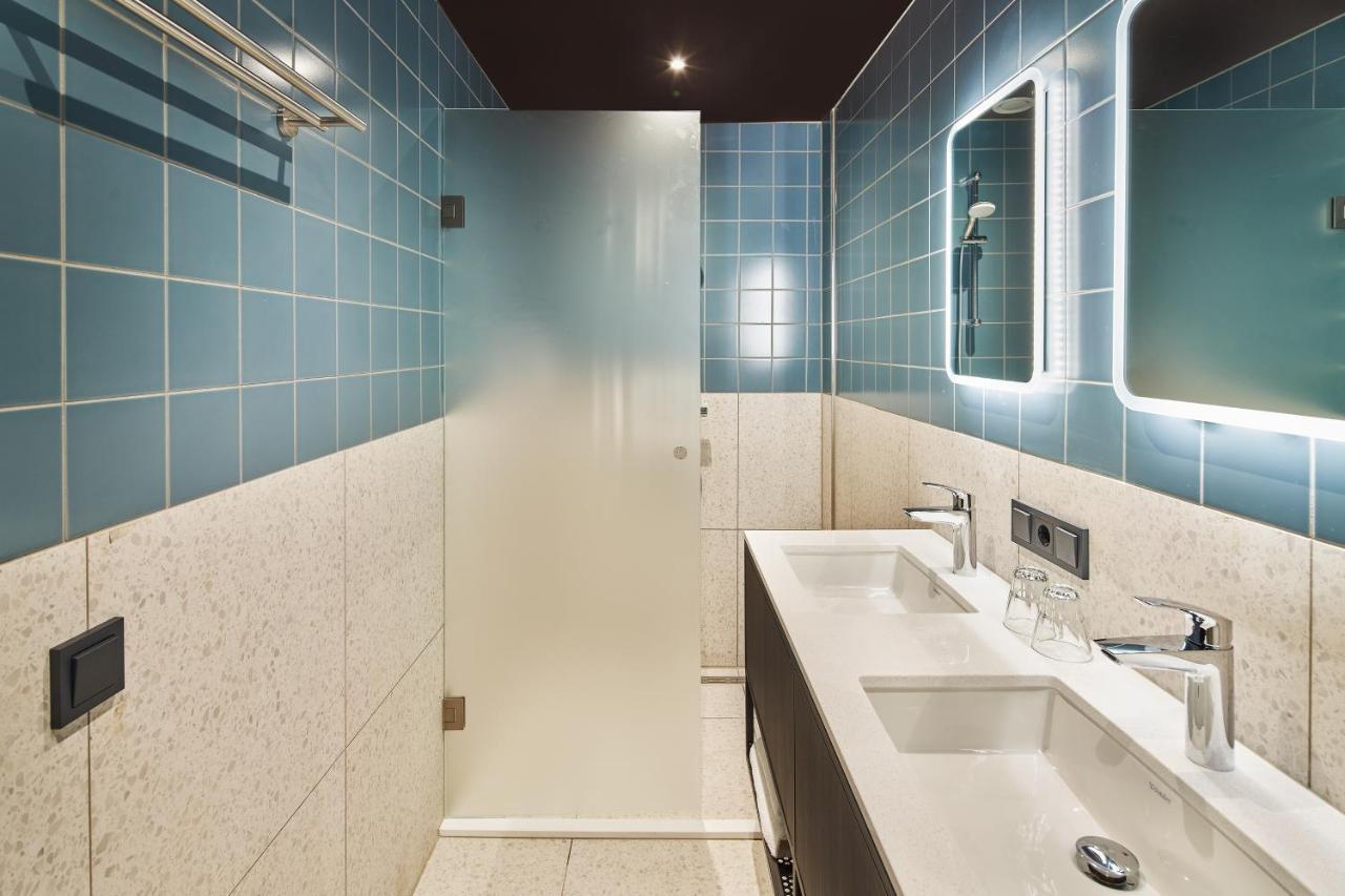 Hotel Babylon Heerhugowaard - Alkmaar Bagian luar foto