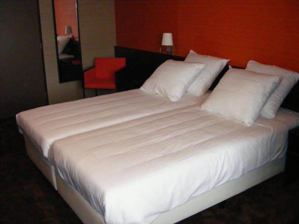 Hotel Babylon Heerhugowaard - Alkmaar Bagian luar foto