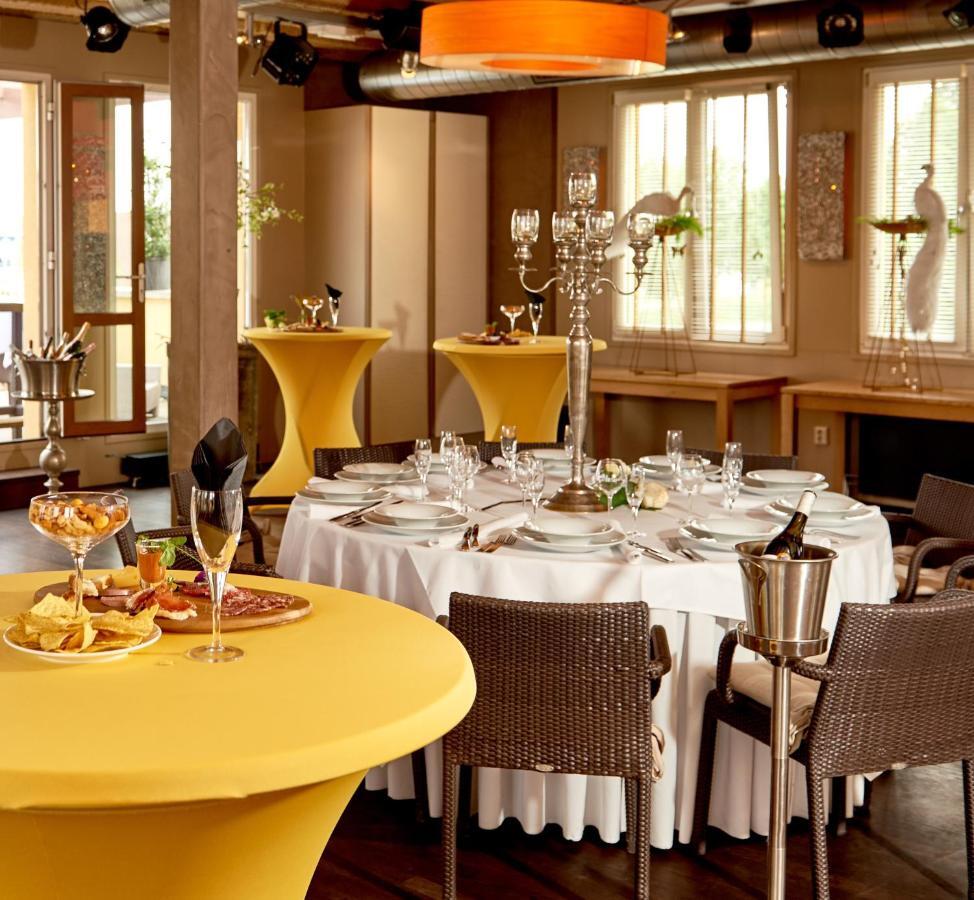 Hotel Babylon Heerhugowaard - Alkmaar Bagian luar foto
